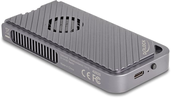 Delock USB 40 Gbps Enclosure for 1 x M.2 NVMe SSD in Gaming Style with LED and Fan - tool free