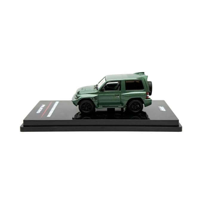 Inno Models Mitsubishi Pajero Evolution Satin Green Afgewerkt Product 1/64 EVOP-SGRE black