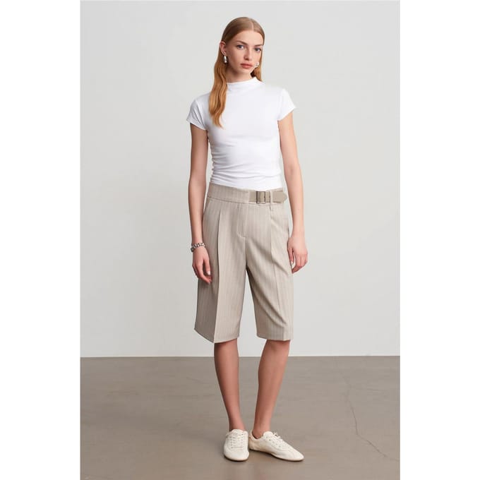 Hoogwaardige Gestreepte Tailored Shorts Met Riem