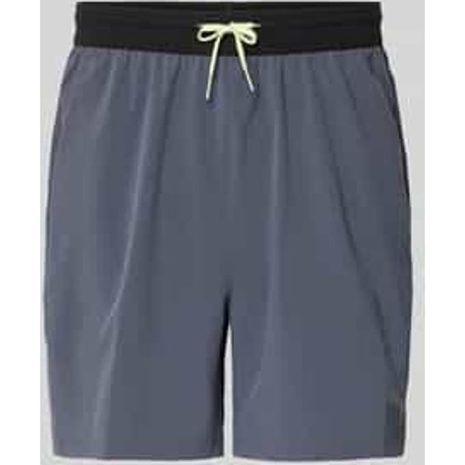 Short met elastische band en logo