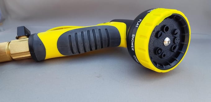 Flexibele tuinslang 7,5 meter uitrekbaar met messing koppelingen