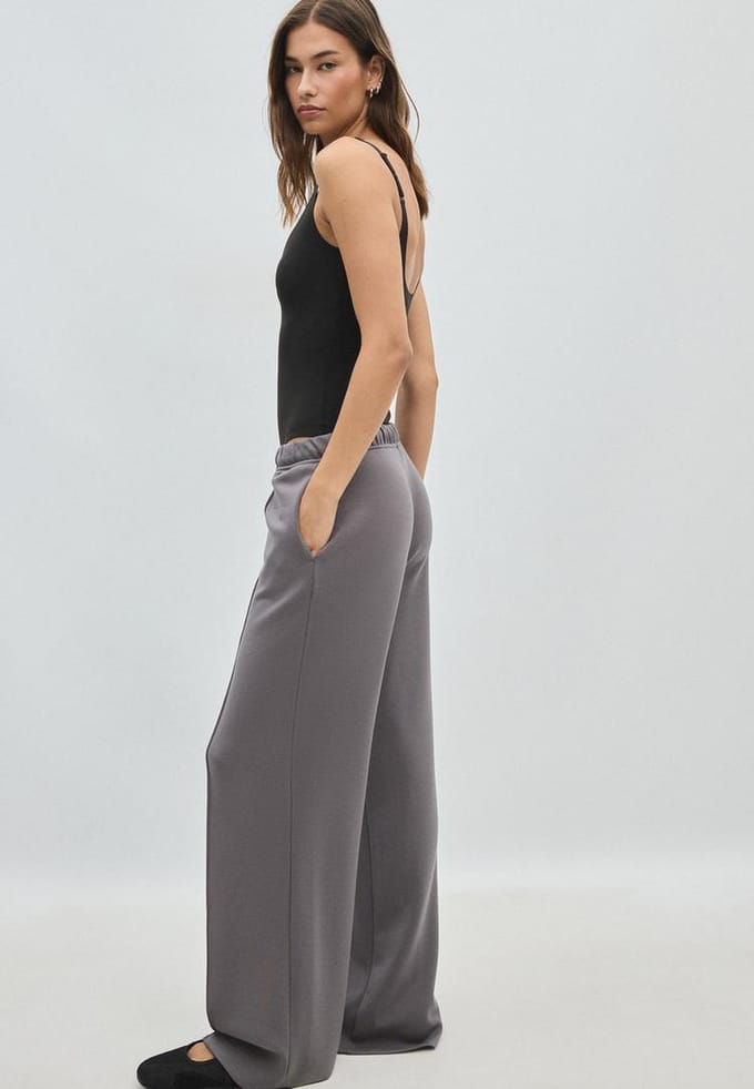 Stradivarius Wide-leg joggingbroek met naaddetail en zachte textuur  Grijs XL