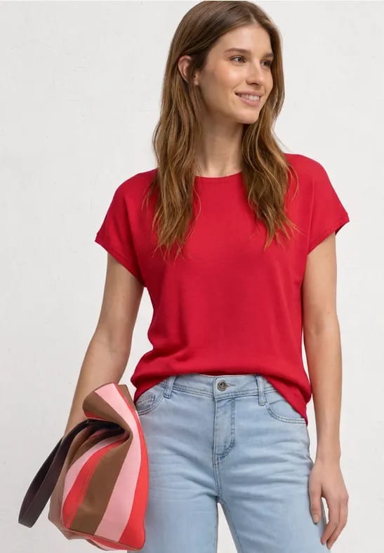 Shirt met ronde hals en losse schouders