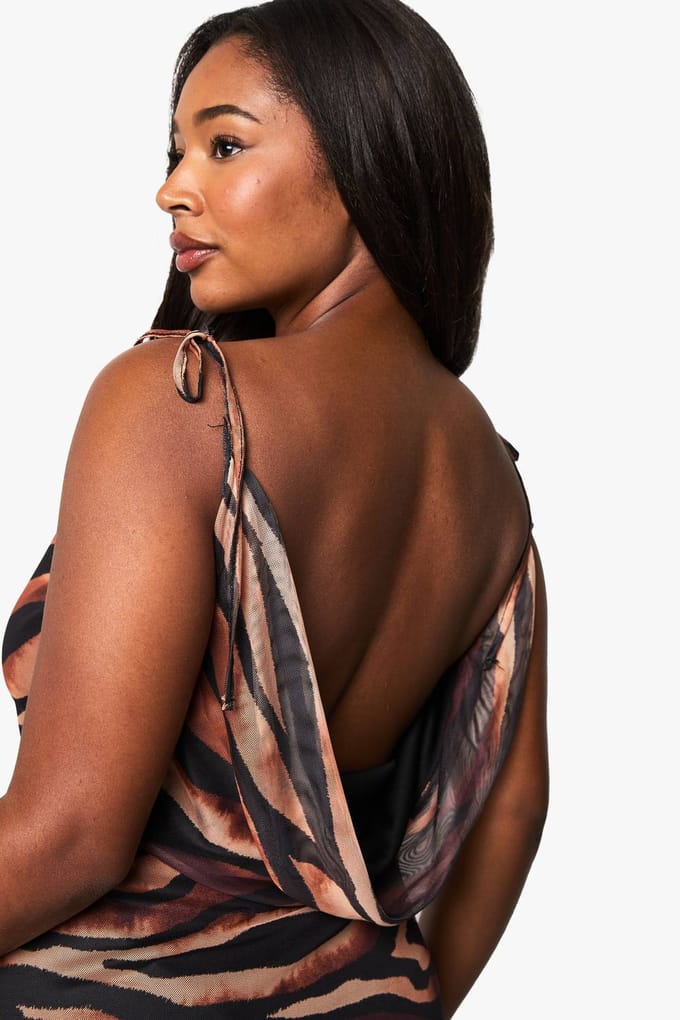 boohoo Dames Plus Zebra Print Cowl-Neck Maxi-Jurk | Bruin | Maat: 56