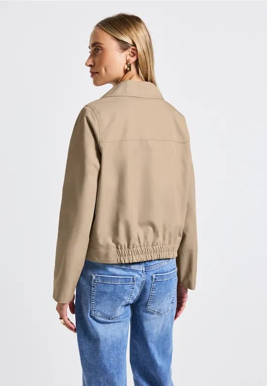 Korte trenchcoat