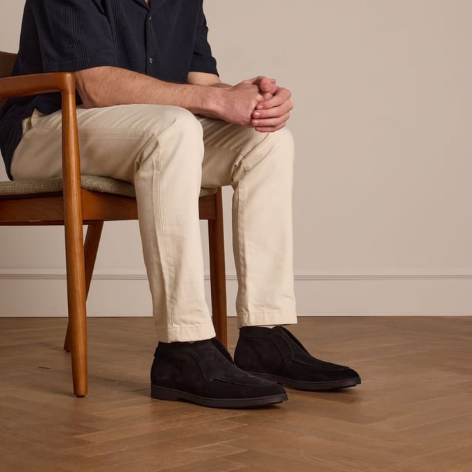 Manfield - Heren - Bruine suède chelsea boots - Maat 46