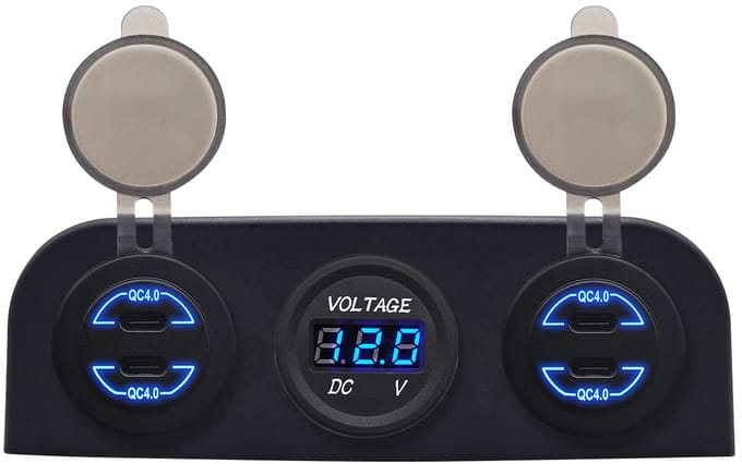 ProRide 12V USB C Autolader 4 Poorten - 30W/QC4.0 - P19185 - Drievoudig opbouw paneel met Voltmeter