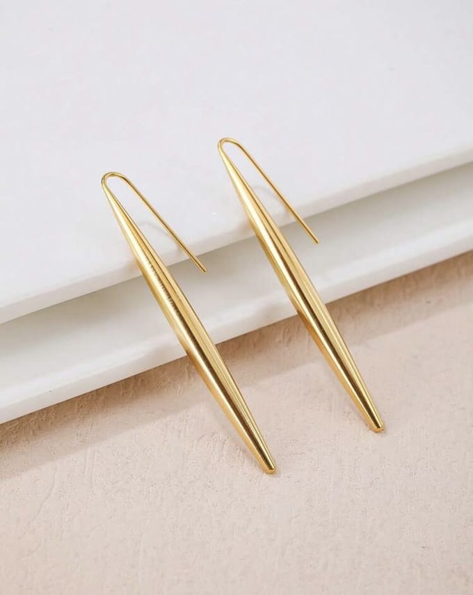 Vibe - Long spikes - goud - oorbel - juweel - geschenk - unisex