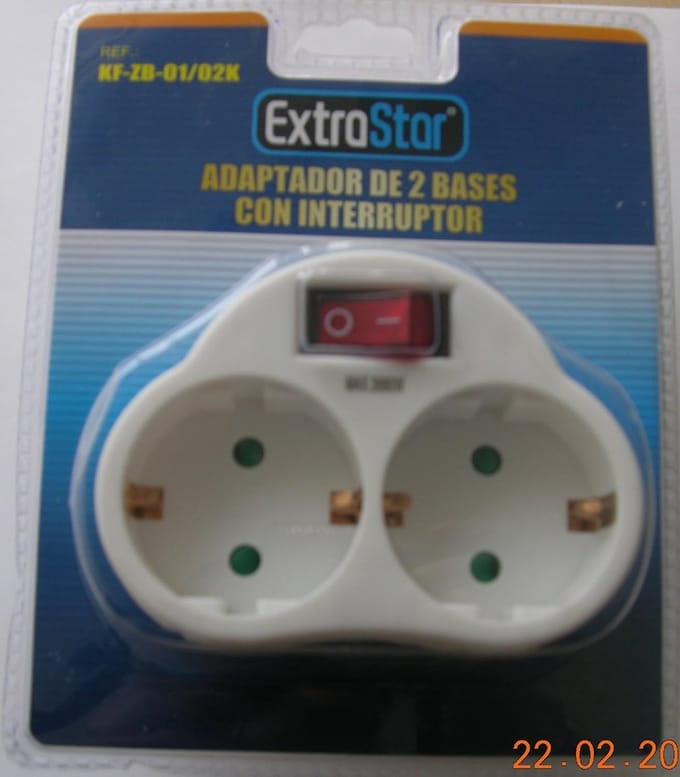 Adapter 2 stopcontacten - Stekkerdoos adapter - Apparaten Aansluiten - Met Aan/Uit Schakelaar - 16A - Wit