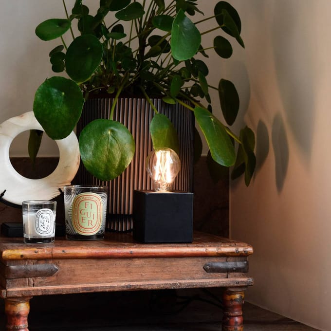 Calex Slimme Lamp - Wifi LED Filament Verlichting - E27 - Smart Lichtbron Helder - Dimbaar - Warm Wit licht - 7W