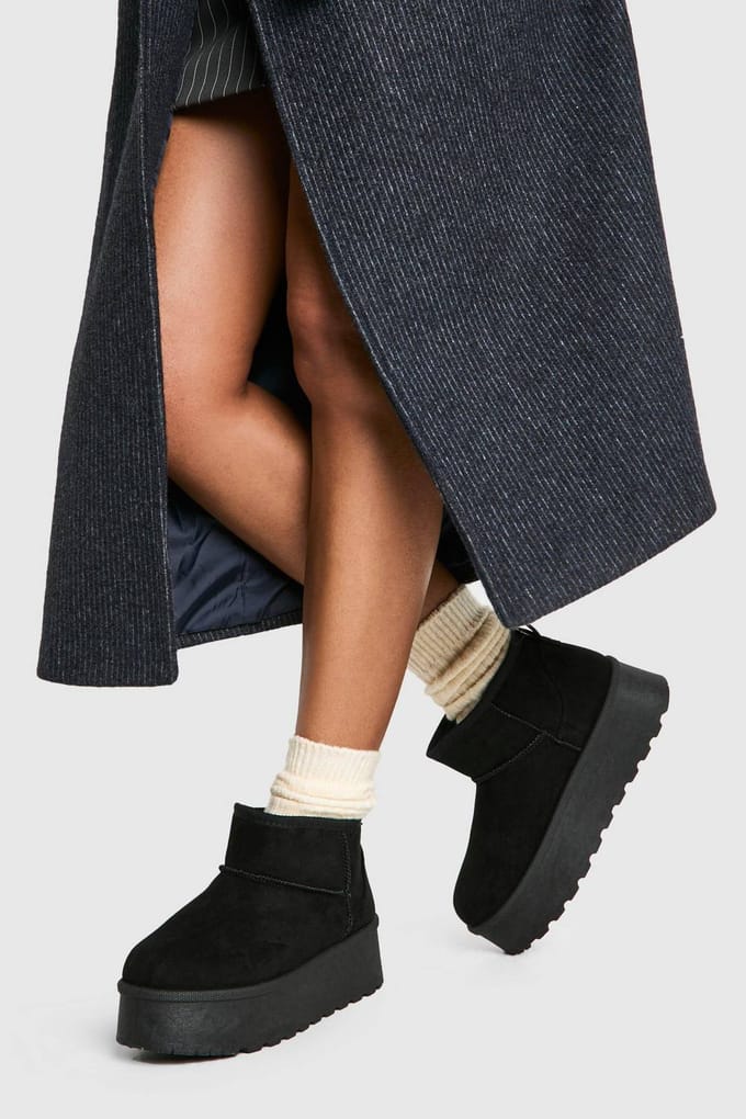 boohoo Dames Platform Laarzen met Nepbontvoering | Black | Maat: 4