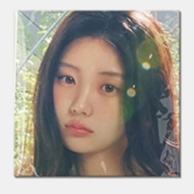 ILLIT - [I GOT YOUR BACK] Album Single Japonais N°2 VESTE SOLO DE MEMBRE Wonhee