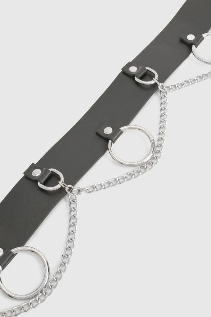 boohoo Dames Ring & Chain Detail Waist Belt | Black