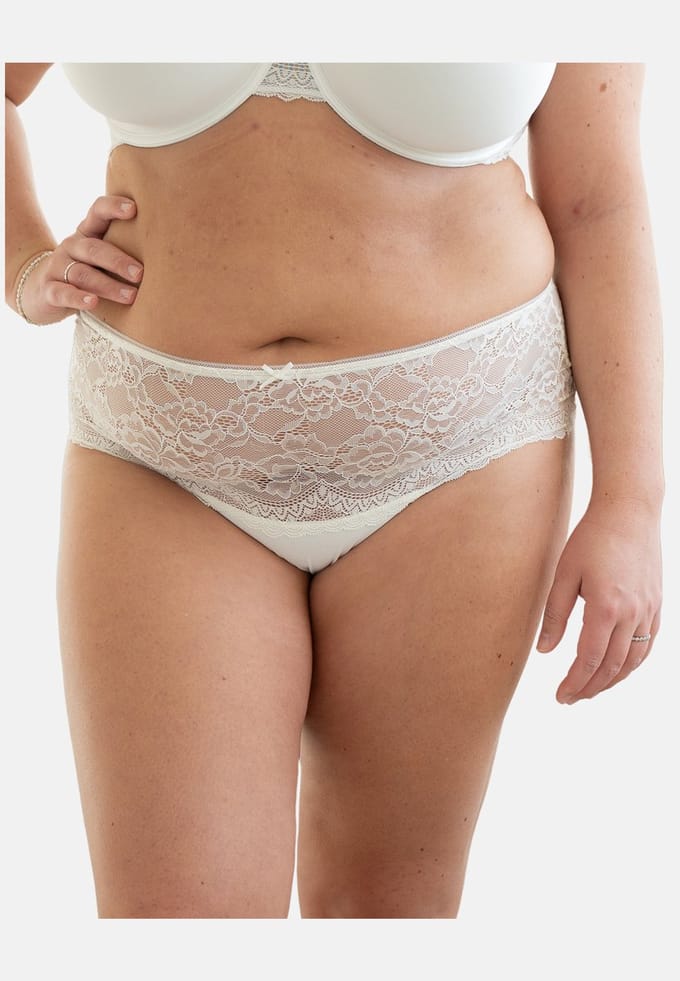 High-Panty LACE BASIC