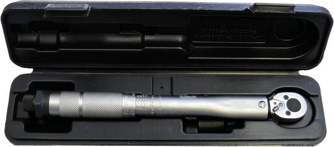 Automatic torque wrench 1/4 inch 2 - 24 NM wrench