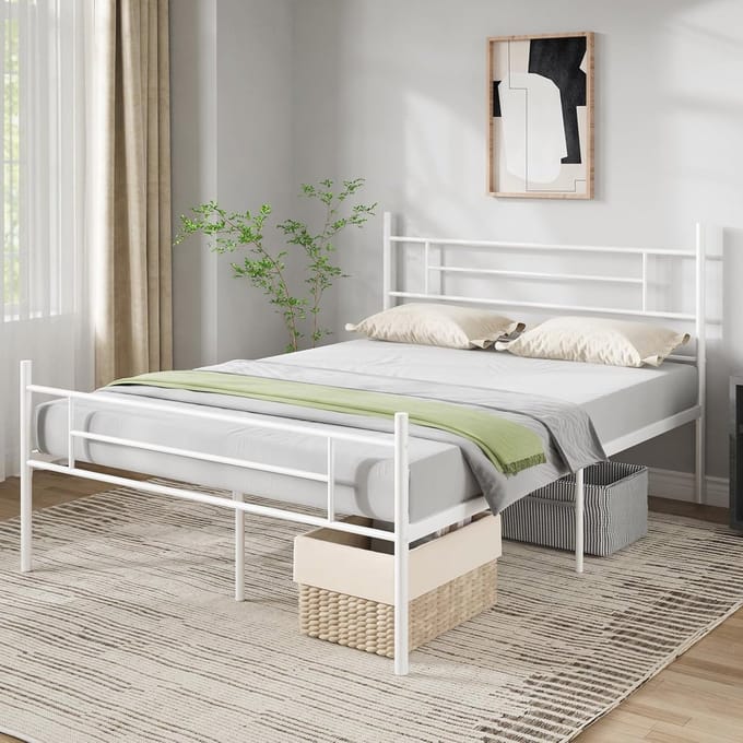 Metalen bedframe 160 x 190 cm met hoofdeinde, voetenplank en antislip ontwerp