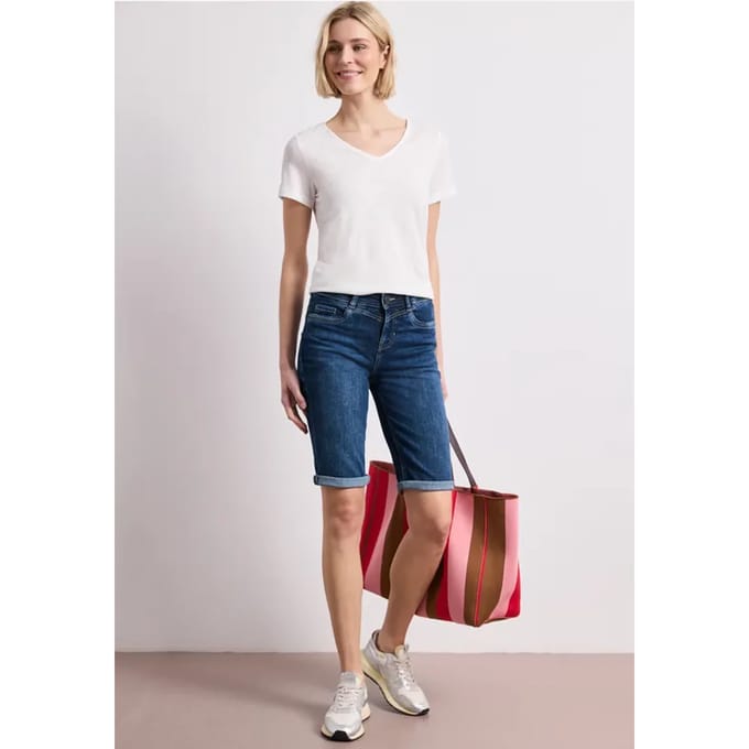 Bermuda met Slim Legs en omgeslagen detail