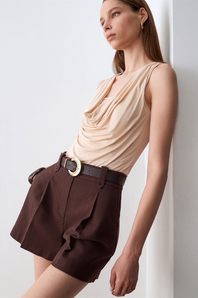 Mouwloze Cowl Neck Jersey Blouse