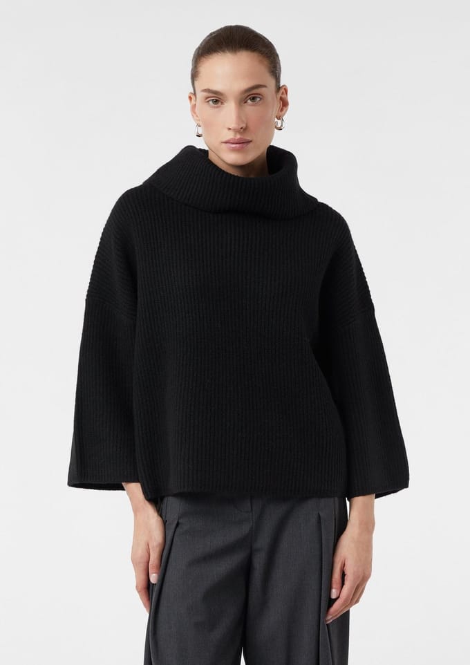 Vrouwelijke vierkante poncho COMMA