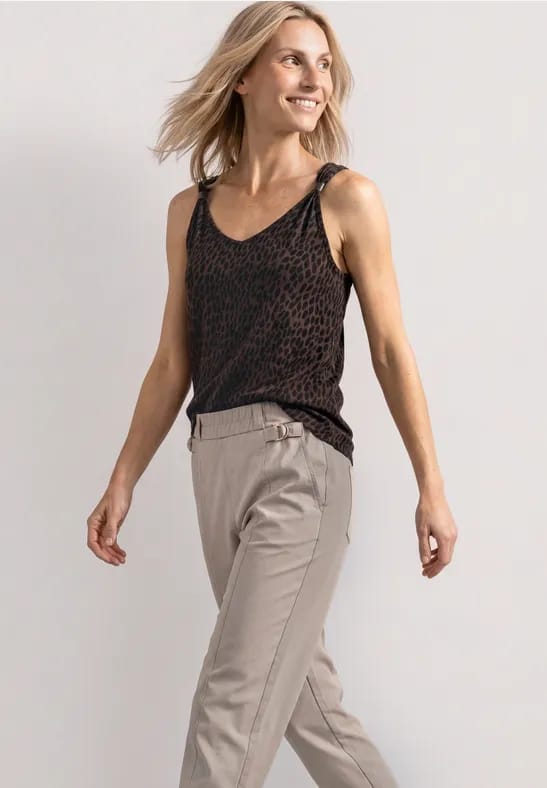 Top met V-hals en decoratief detail