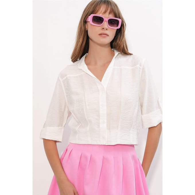 Overgrote Cropped Shirt
