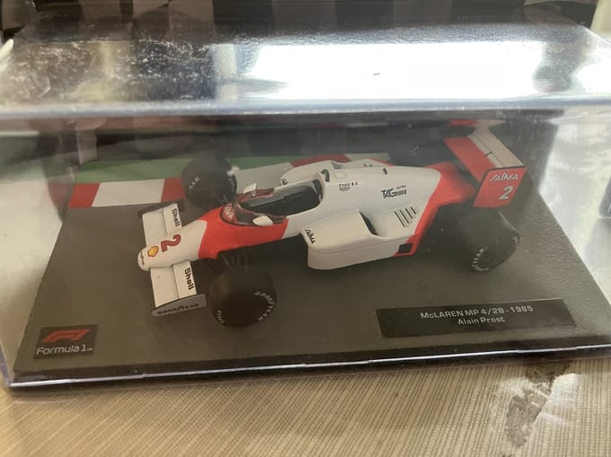 McLaren MP4/2B - Alain Prost - 1985 - Atlas 1:43