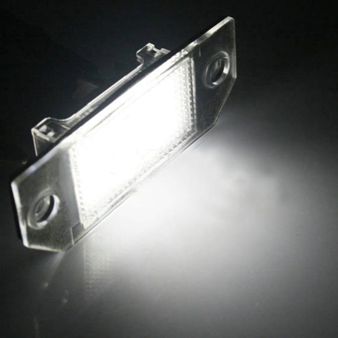 2 stuks LED kentekenplaatverlichting 12V wit licht geschikt voor Ford Focus C-MAX MK2 wit