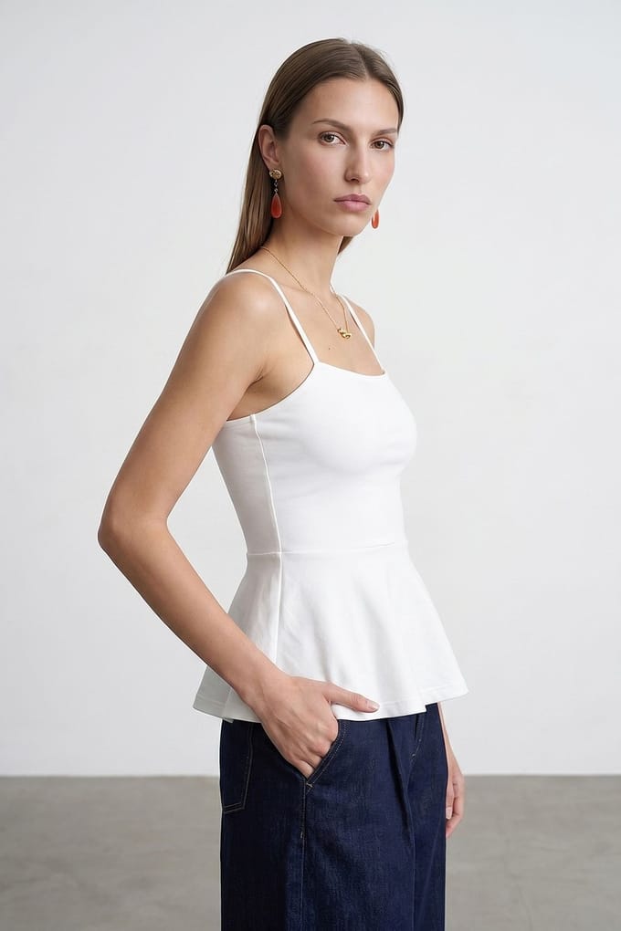 Aansluitende Mouwloze Top met Vierkante Halslijn en Ruffles