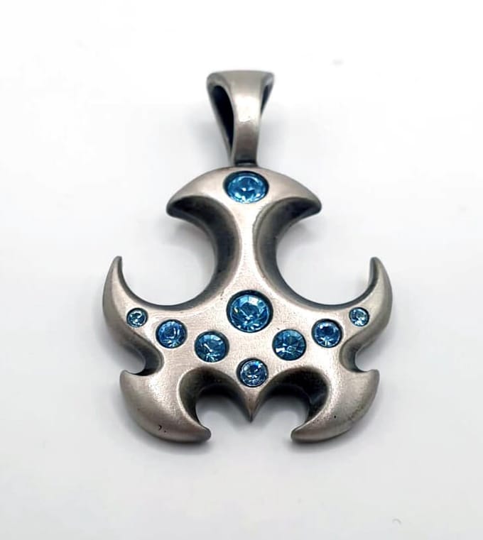 Hellebaard met Swarovski kristallen hanger(CR7)