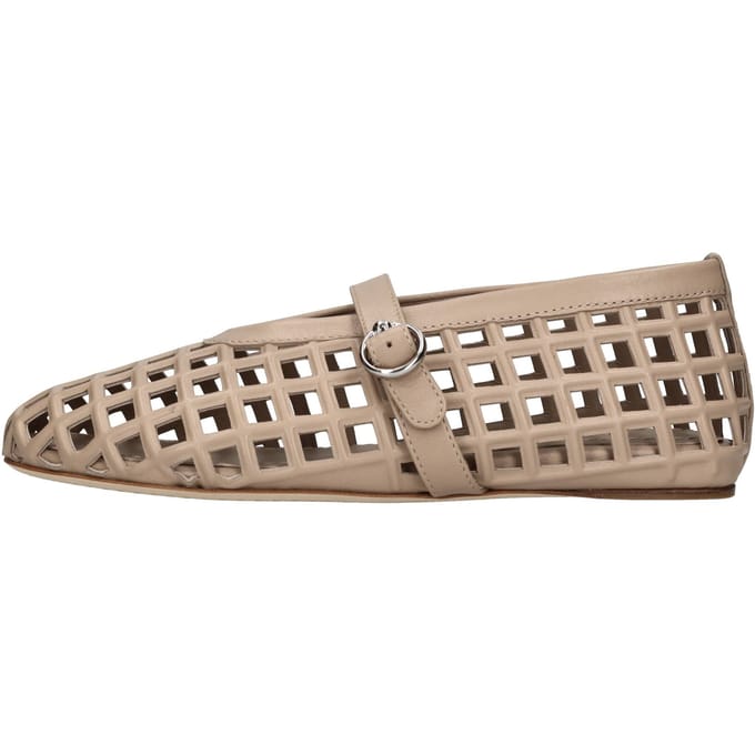 3juin Lage schoenen Beige