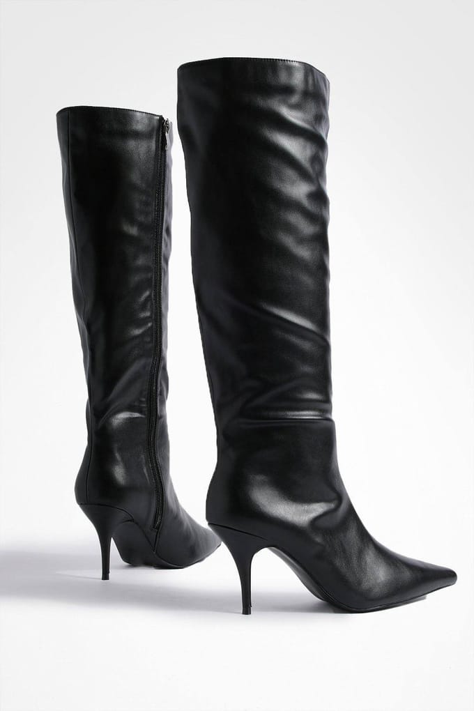 boohoo Dames Laaggehakte puntige kolomlaarzen | Black | Maat: 7