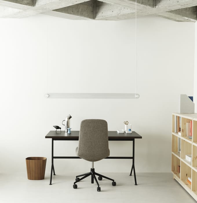 Normann Copenhagen Dim Linear Hanglamp Geborsteld Aluminium