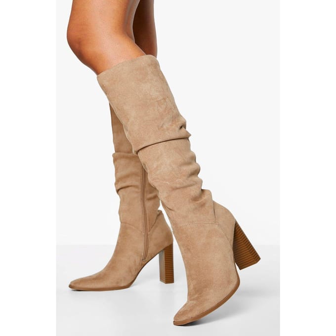 boohoo Dames Faux Suede Ruched Block Heel Knee High Boot | Taupe | Maat: 40