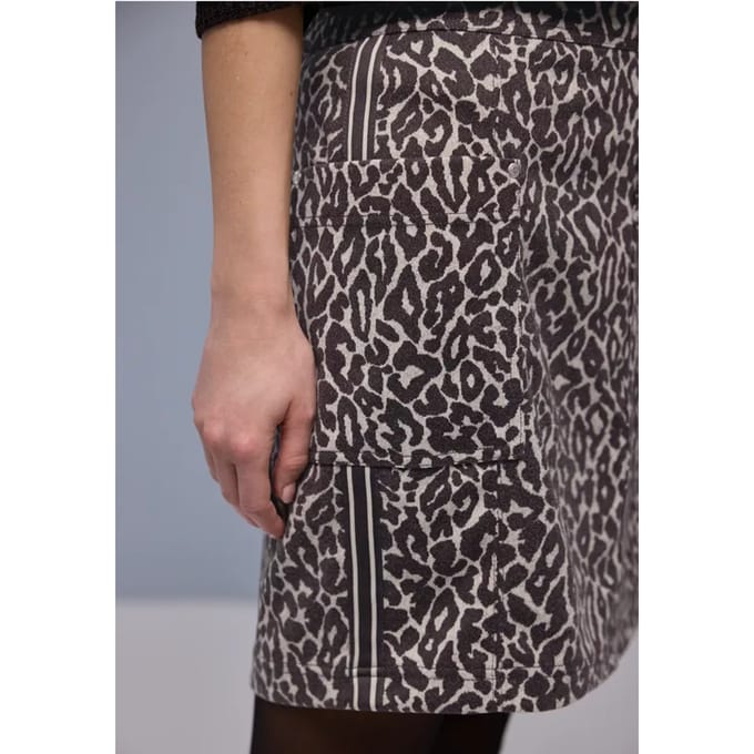 Rok met leopatroon