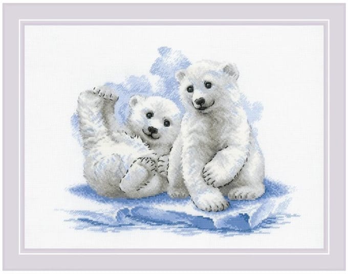 Riolis Borduurpakket  Bear cubs on Ice (Berenwelpen op ijs) 2043