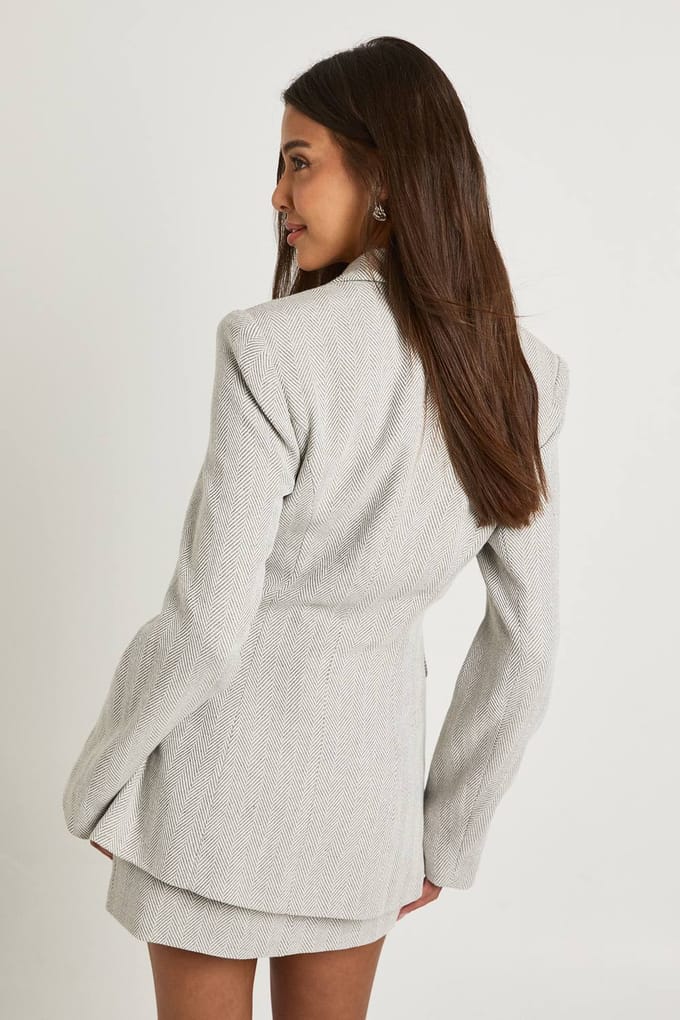 boohoo Dames Getailleerde visgraatblazer met band aan de voorkant | Grijs | Maat: 36
