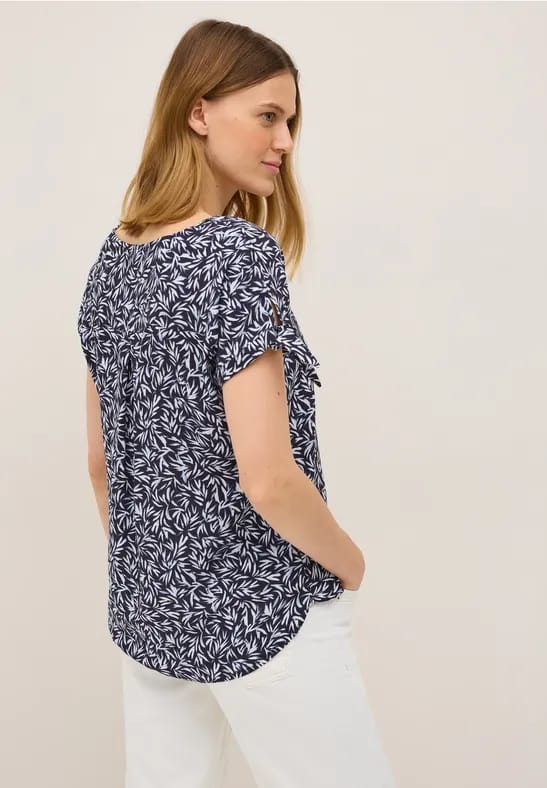 Gedessineerde blouse