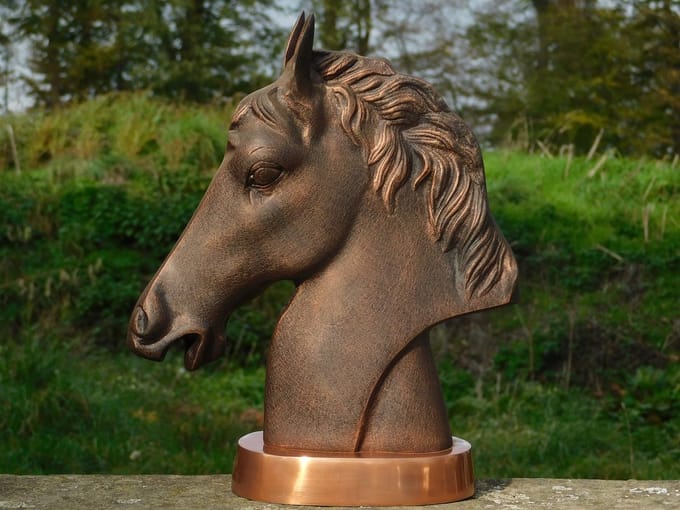 Robuust Paardenhoofd - alu - koper-look voet