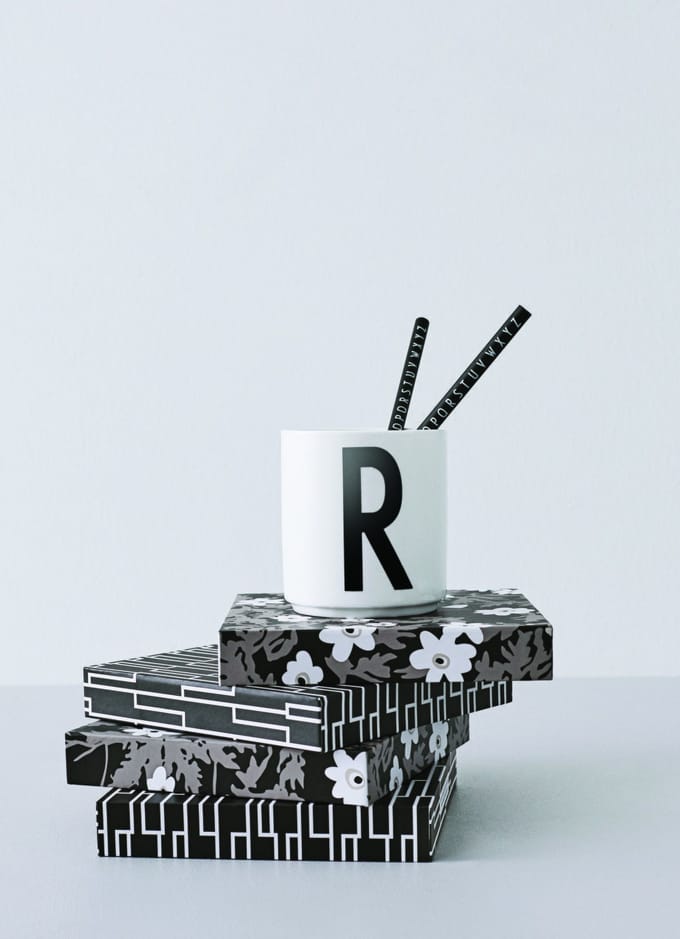 DESIGN LETTERS - Personal beker porselein  - wit - R