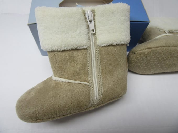 Noukie's - Schoentjes - Slofjes - Laarsjes - Beige maat -  20 - 6-12 maand
