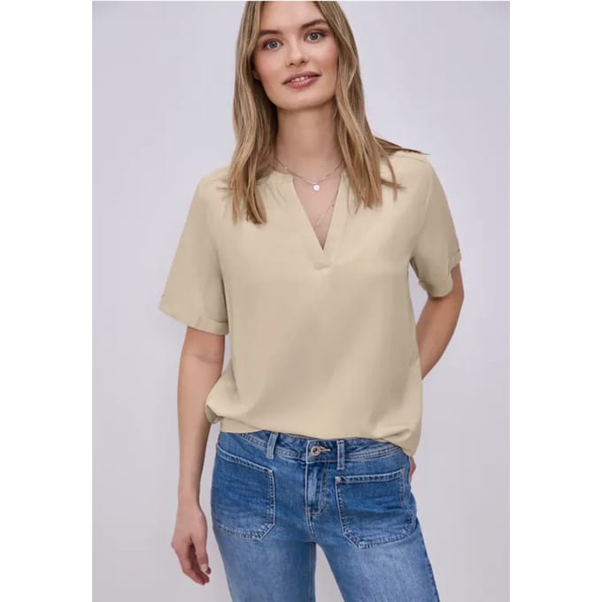 Blouse met korte mouwen en omslag