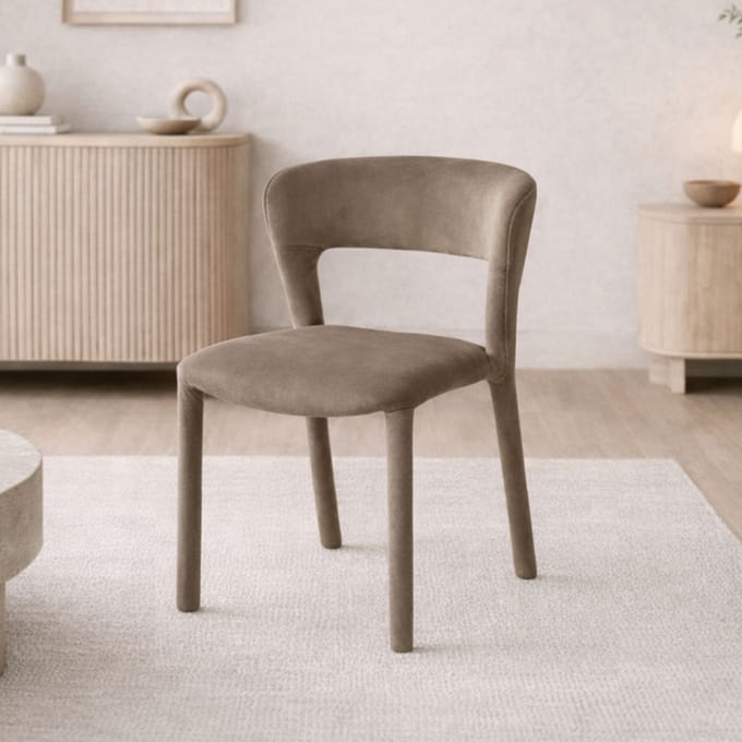 Milton & Oldbrook Japandi Eetkamerstoel Velvet Ghent Taupe