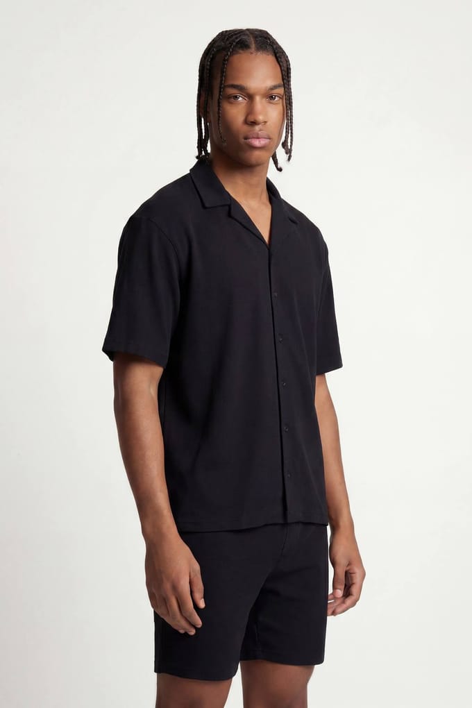 Korte Mouw Geribbeld Reverskraag Oversized Shirt | Black | Size Medium