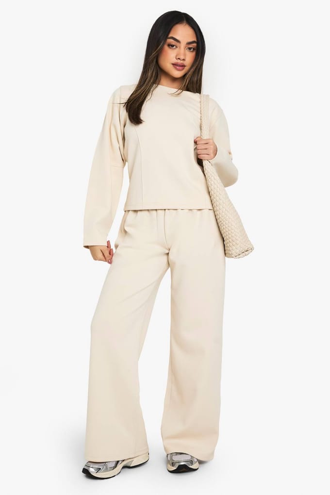 boohoo Dames Getailleerde Taille Sweatshirt met Buisjes | Ecru | Maat: Large