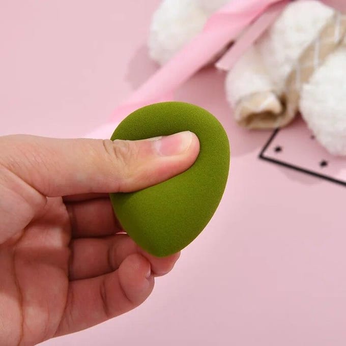 Ensemble de pinceaux de maquillage pour fond de teint, 4 pièces, bouffantes de cosmétiques, éponge douce, outil de maquillage pour le visage jaune