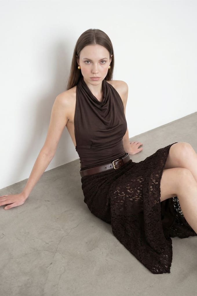 Aansluitende Mouwloze Blouse met Colharmonika