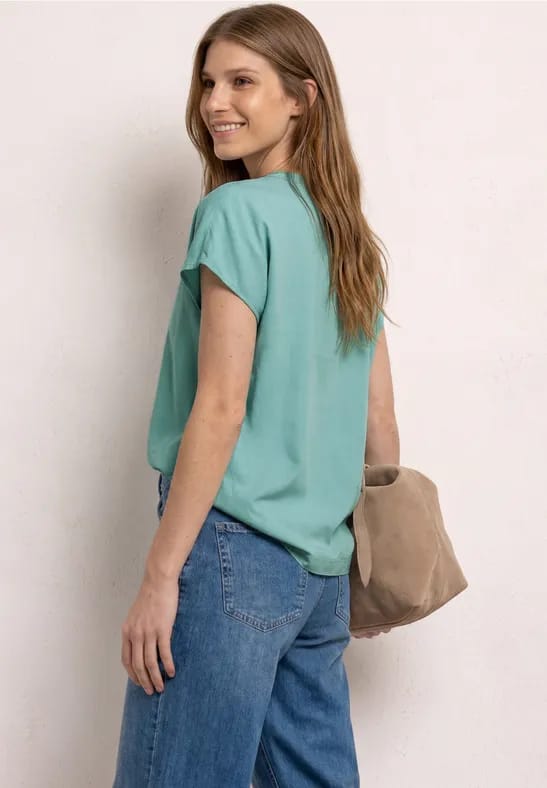 Blouse met losse schouders en gespleten hals