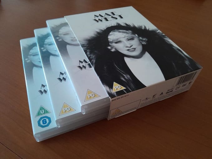 Mae West - Screen Goddess