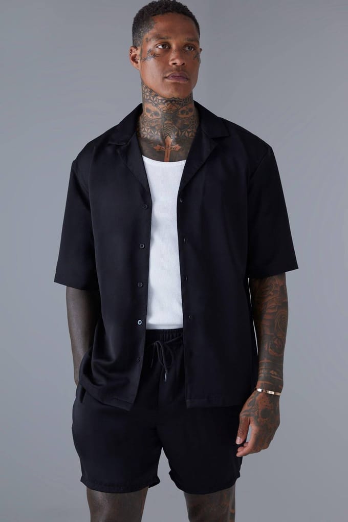 Korte Mouwen Regular Fit Drop Revere Satijnen Overhemd en Short Set | Black | Size Medium