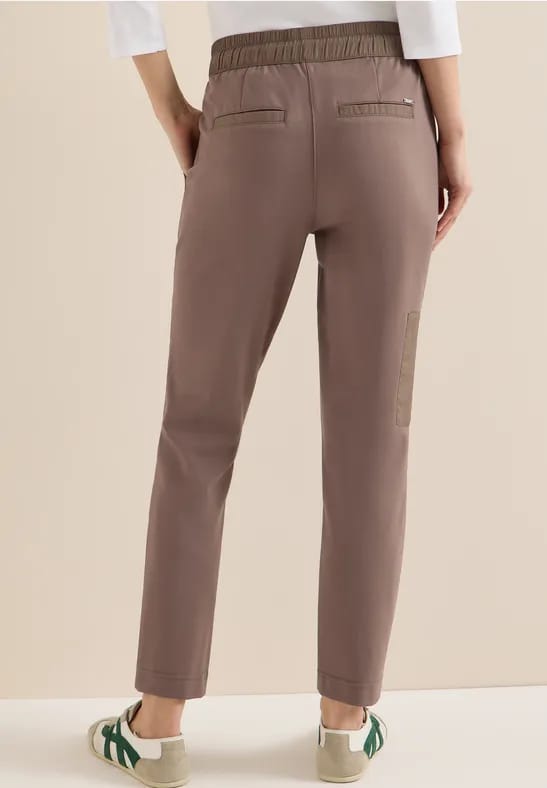 Broek met smalle pijpen